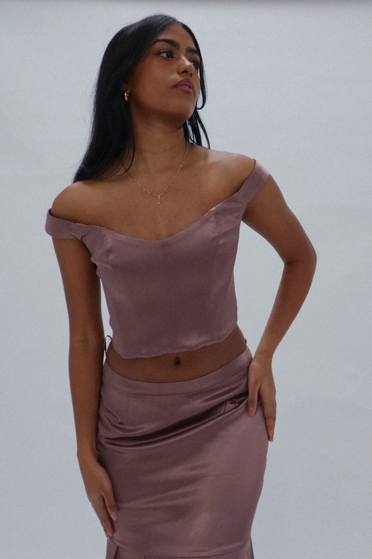 OFF THE SHOULDER CORSET